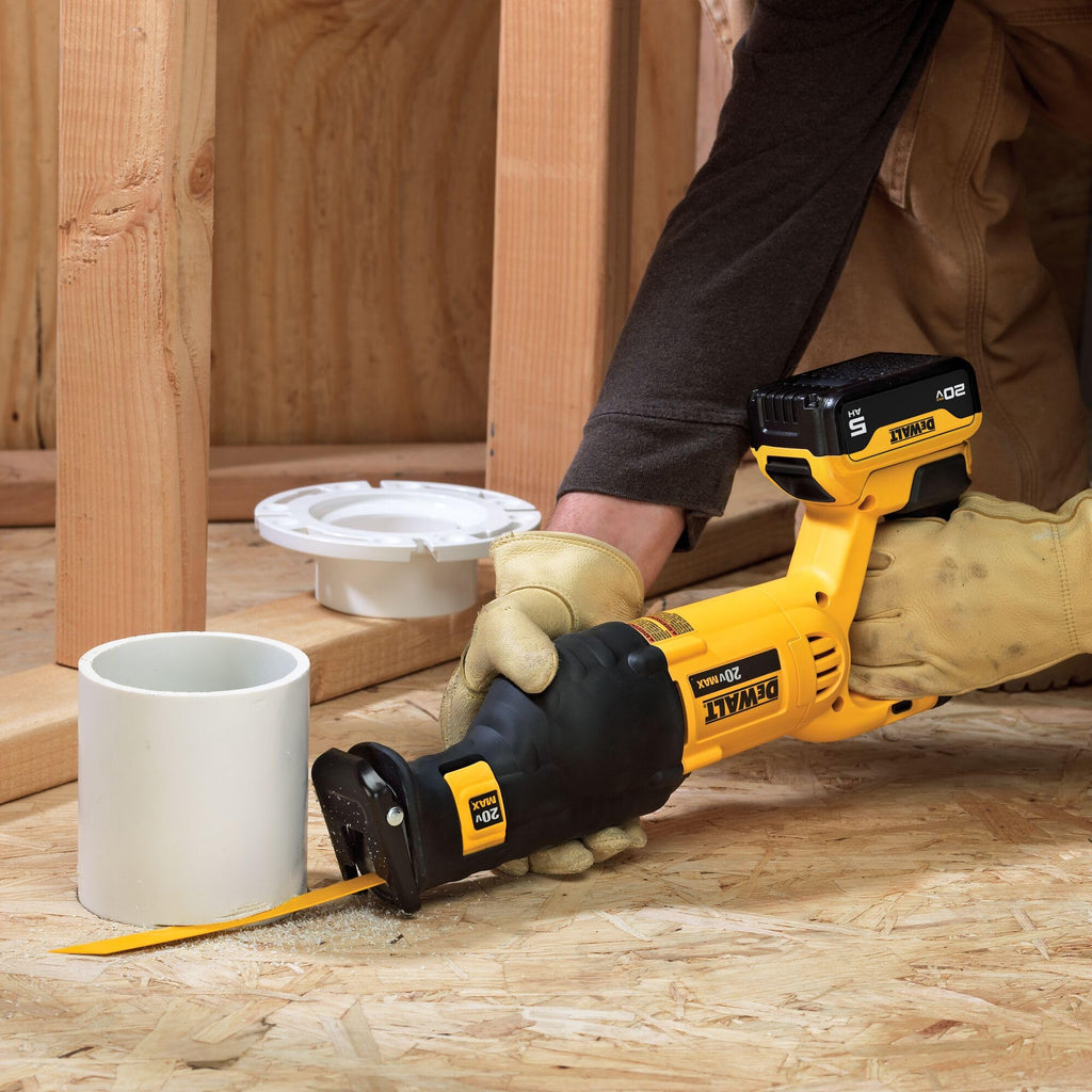 Cordless Reciprocating Saw with Battery and Charger V591089