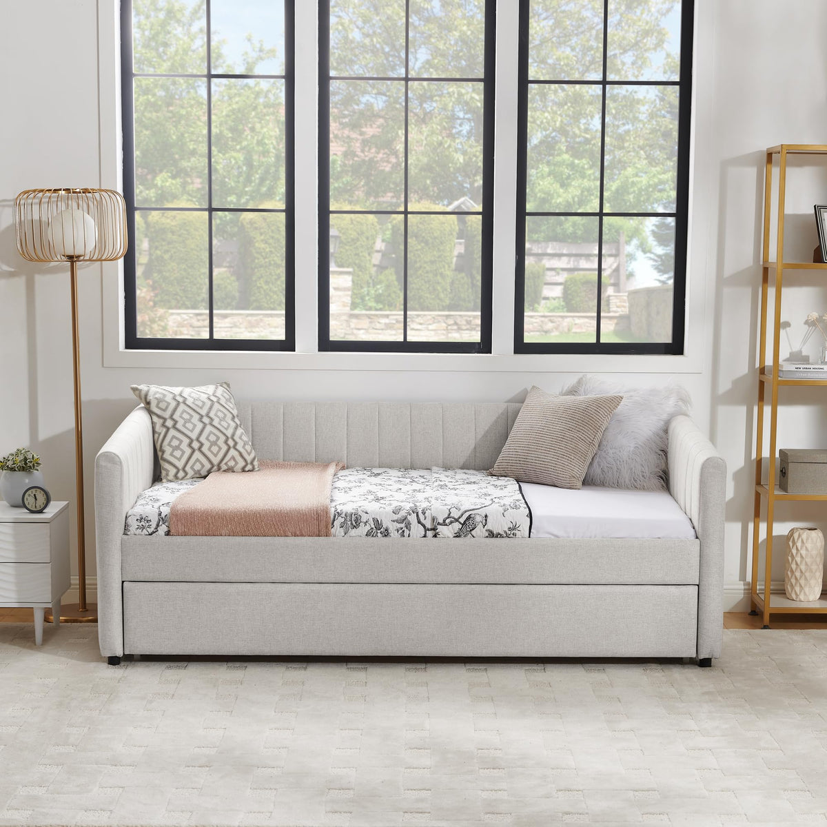 Twin Size Upholstered Linen Daybed with Trundle M19331