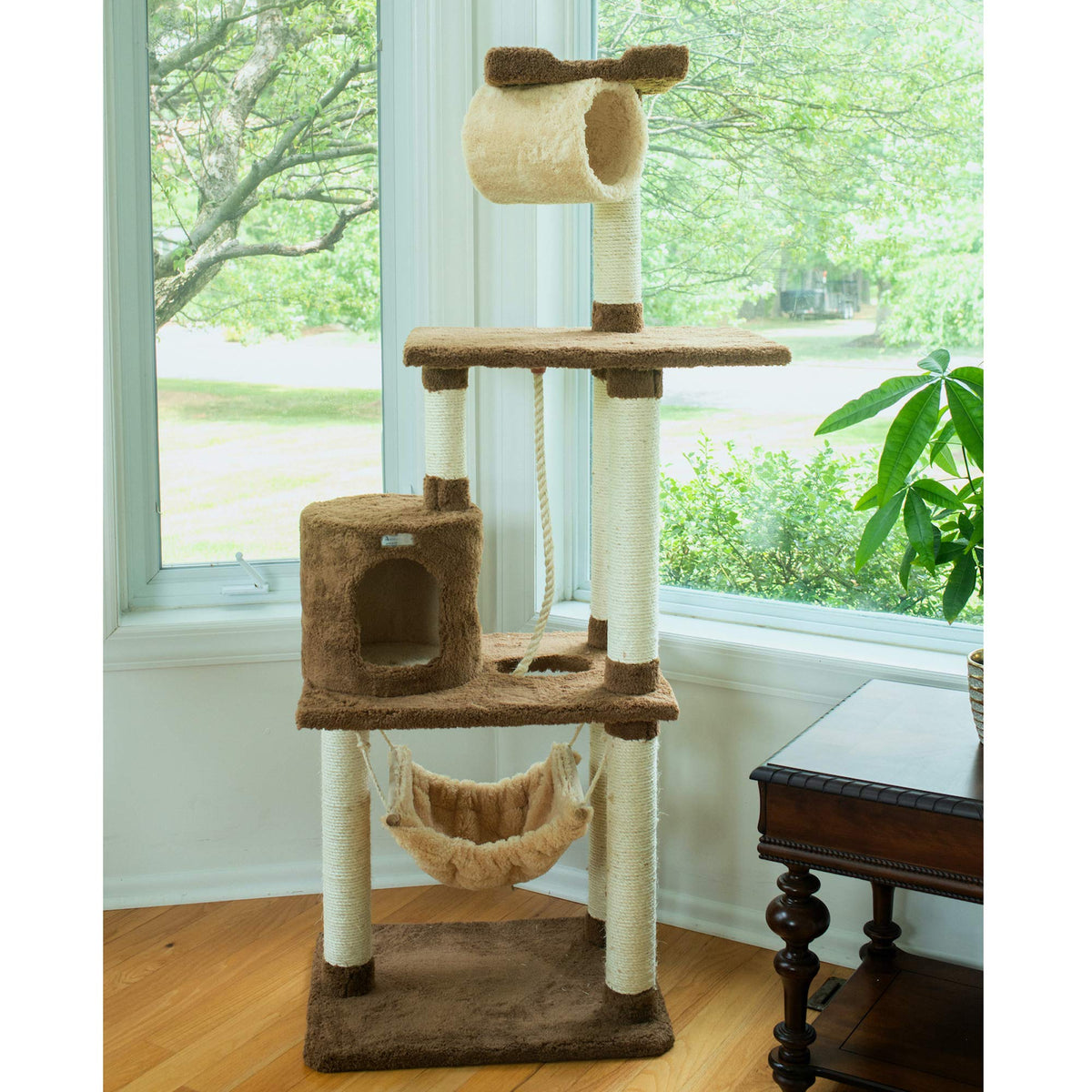 70" Cat Tree with Scratch Posts Y767