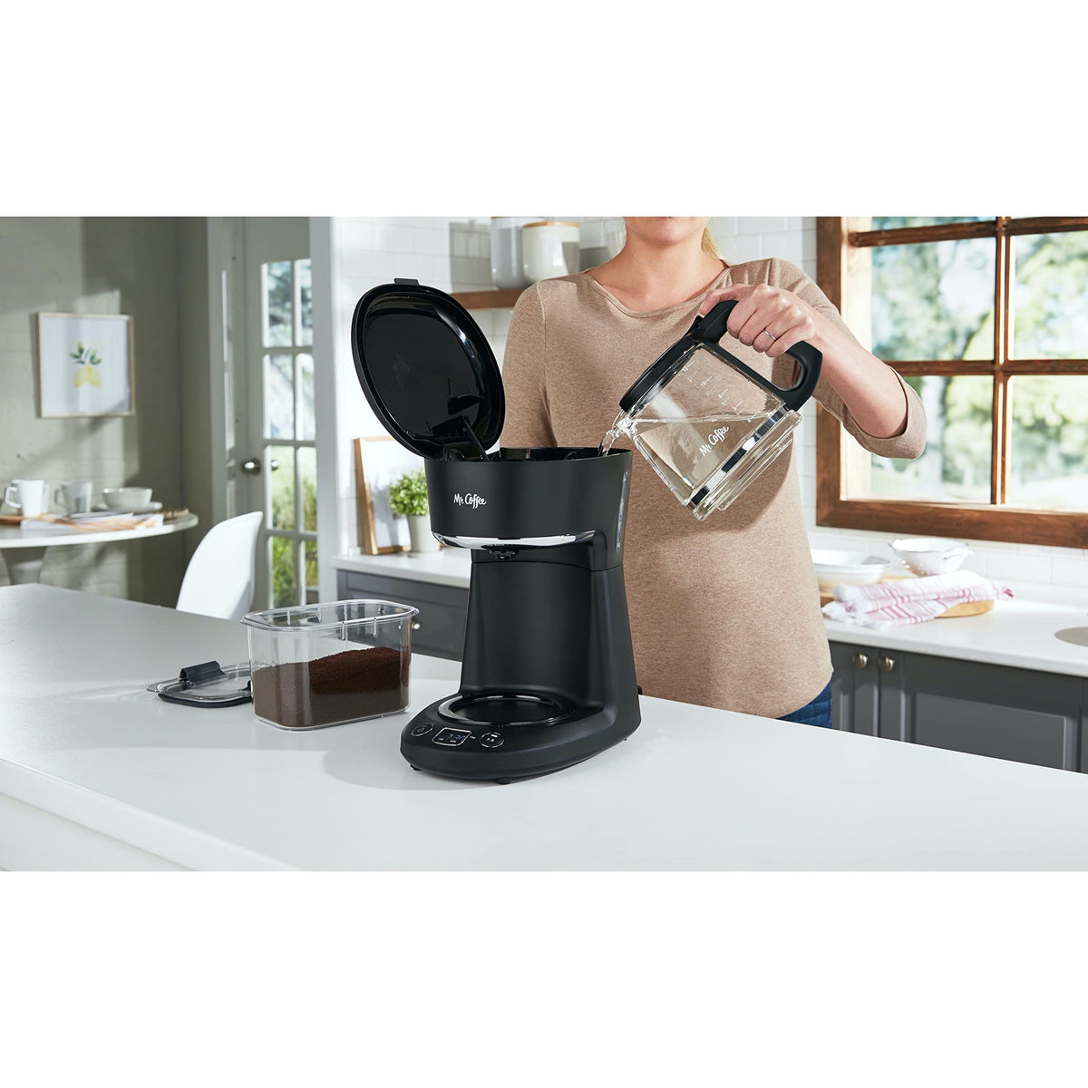 12-Cup Programmable Coffeemaker Black Y1060